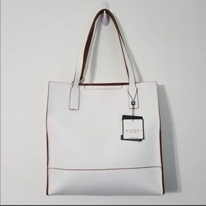 Laundry by Shelli Segal bag with wristlet